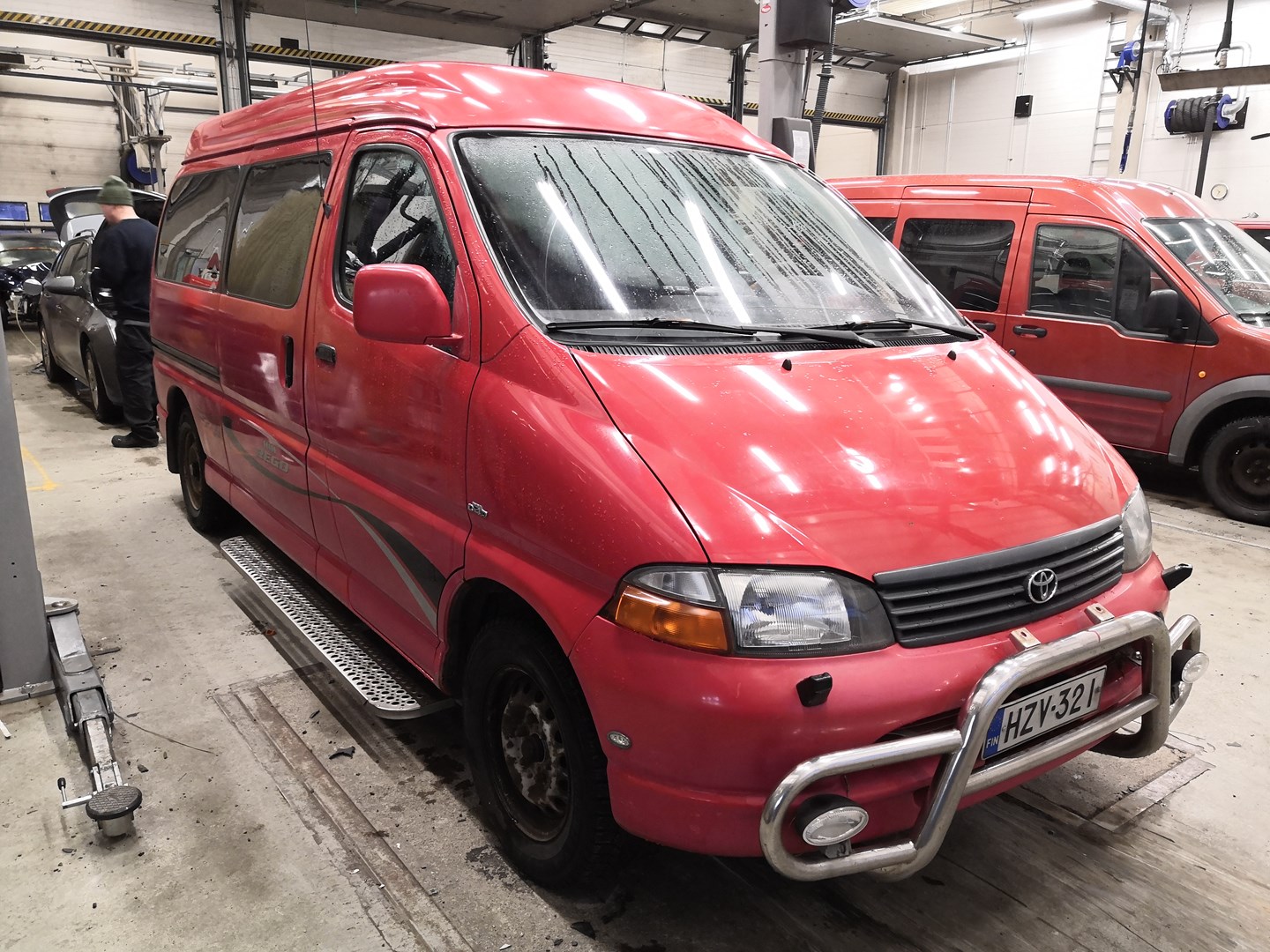 Lh114 toyota hiace